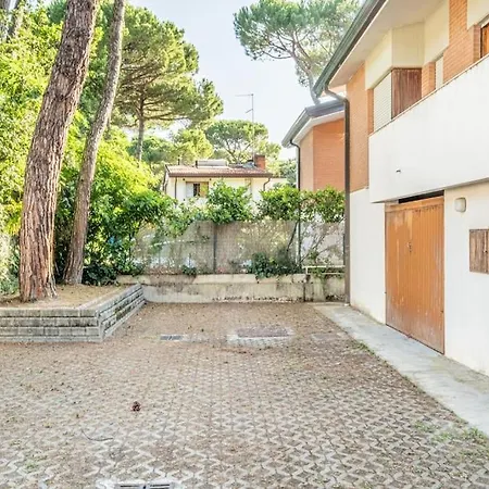 Pineta House Lignano Free Parking-Beach-Garden Lignano Sabbiadoro Exterior photo