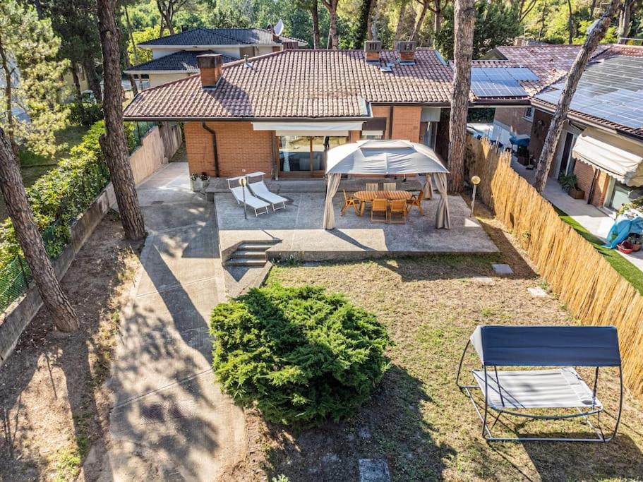 Villa Pineta House Lignano Free Parking-beach-garden